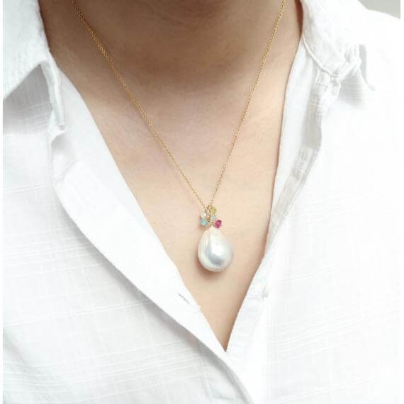 nucleated-baroque-pearl-pendant-necklace