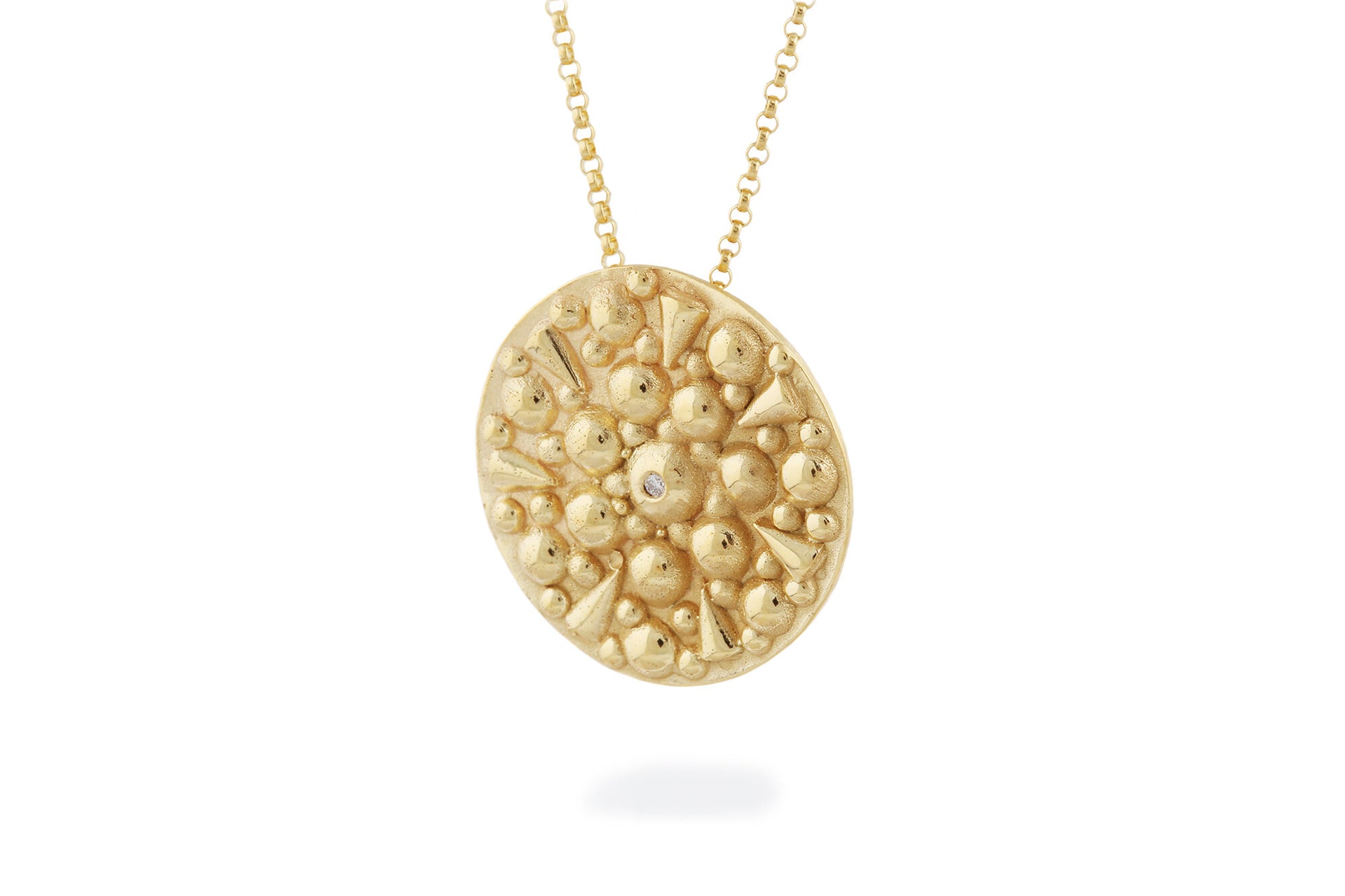 soleil-gold-disc-medallion-pendant-with-diamond