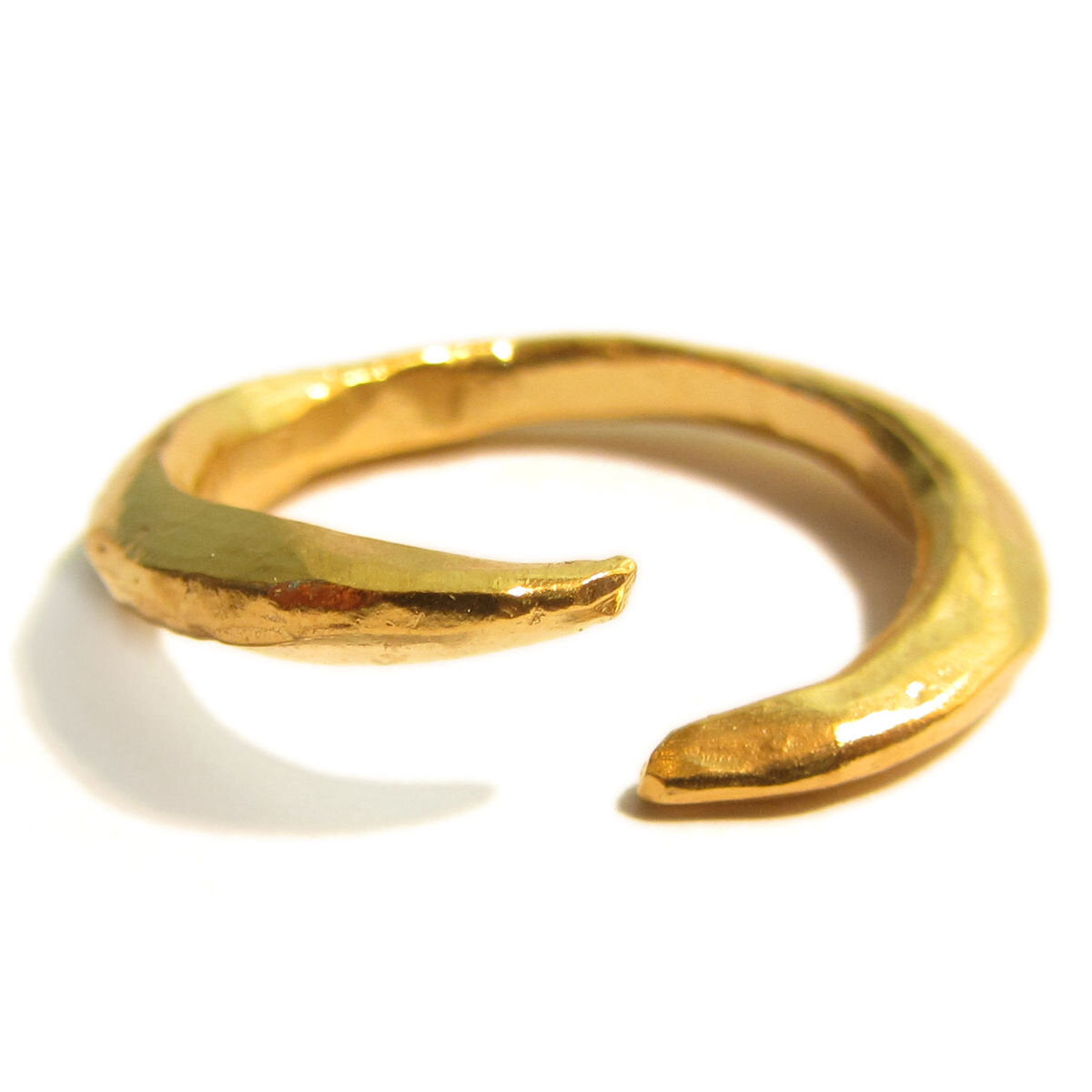 gold-plated-claw-ring