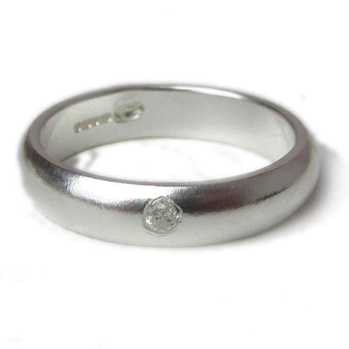 sterling-silver-ring-with-a-diamond