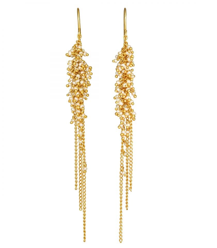 long-feather-seed-pearl-earrings-in-gold-vermeil