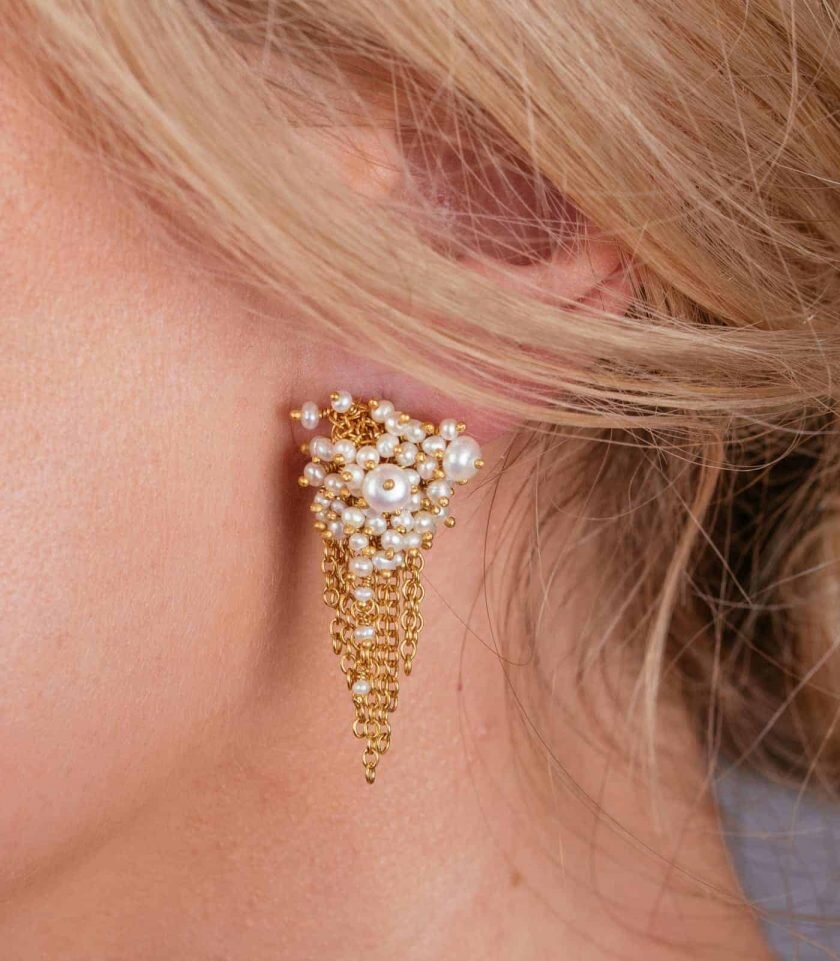 pearl-and-gold-vermeil-tassel-stud-earrings