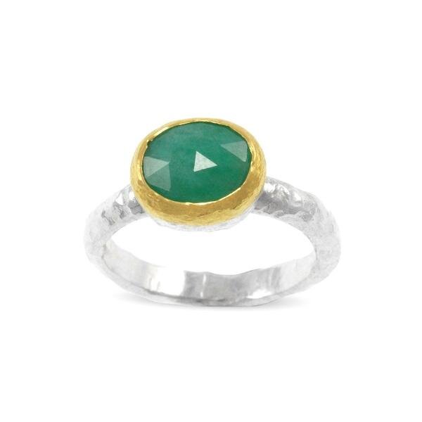 silver-and-gold-ring-with-emerald