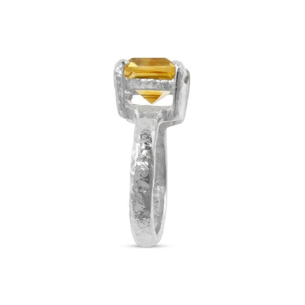 silver-ring-with-citrine