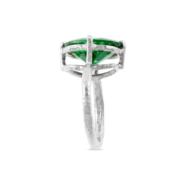 silver-ring-with-green-cubic-zirconia