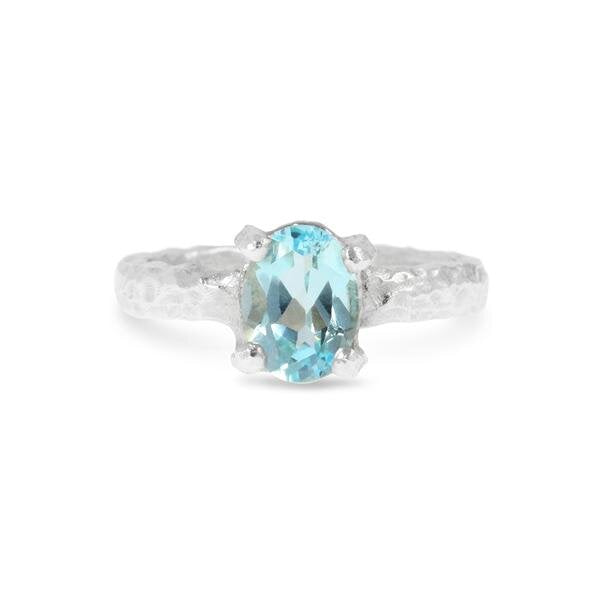 silver-ring-with-blue-topaz