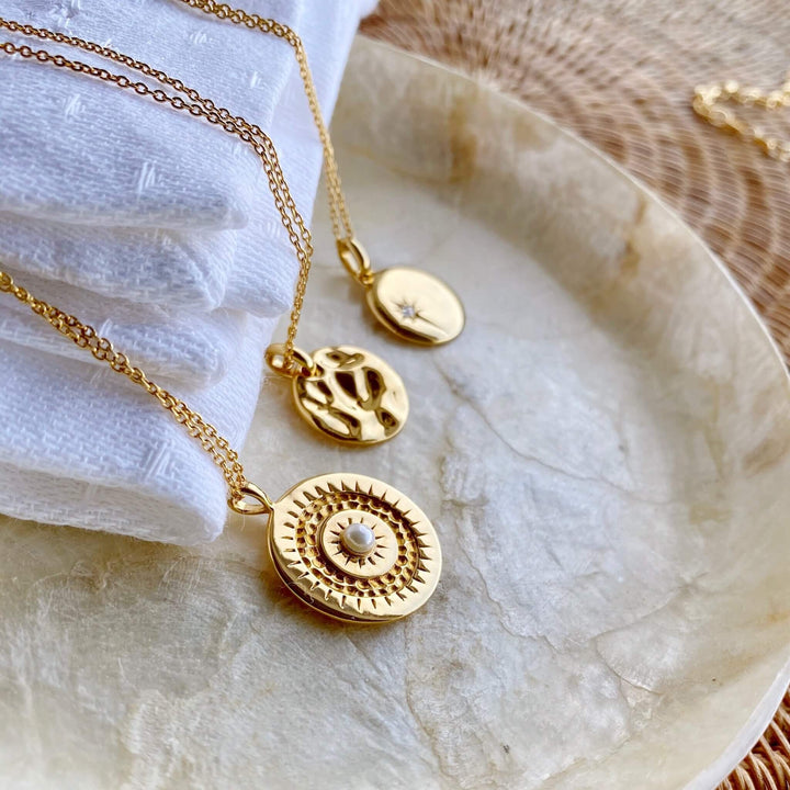 goldie-star-disc-necklace