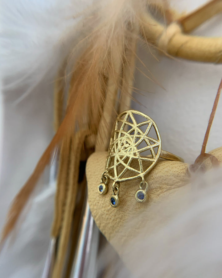 dreamcatcher-sapphire-ring