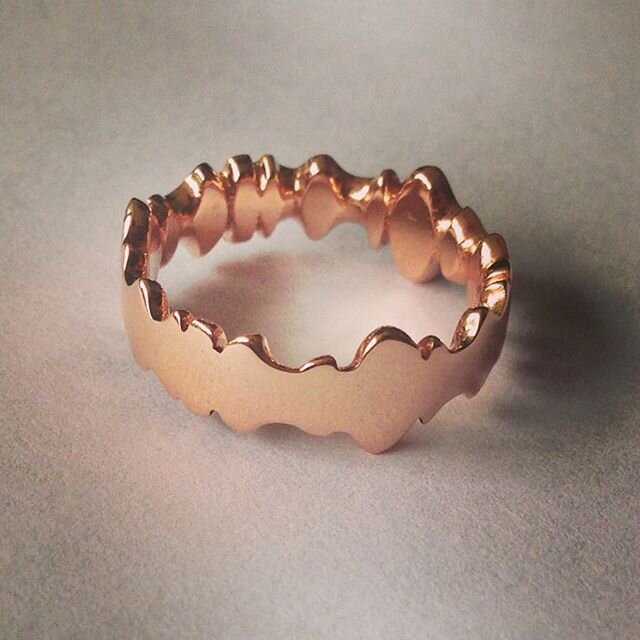 inverted-pirouette-ring