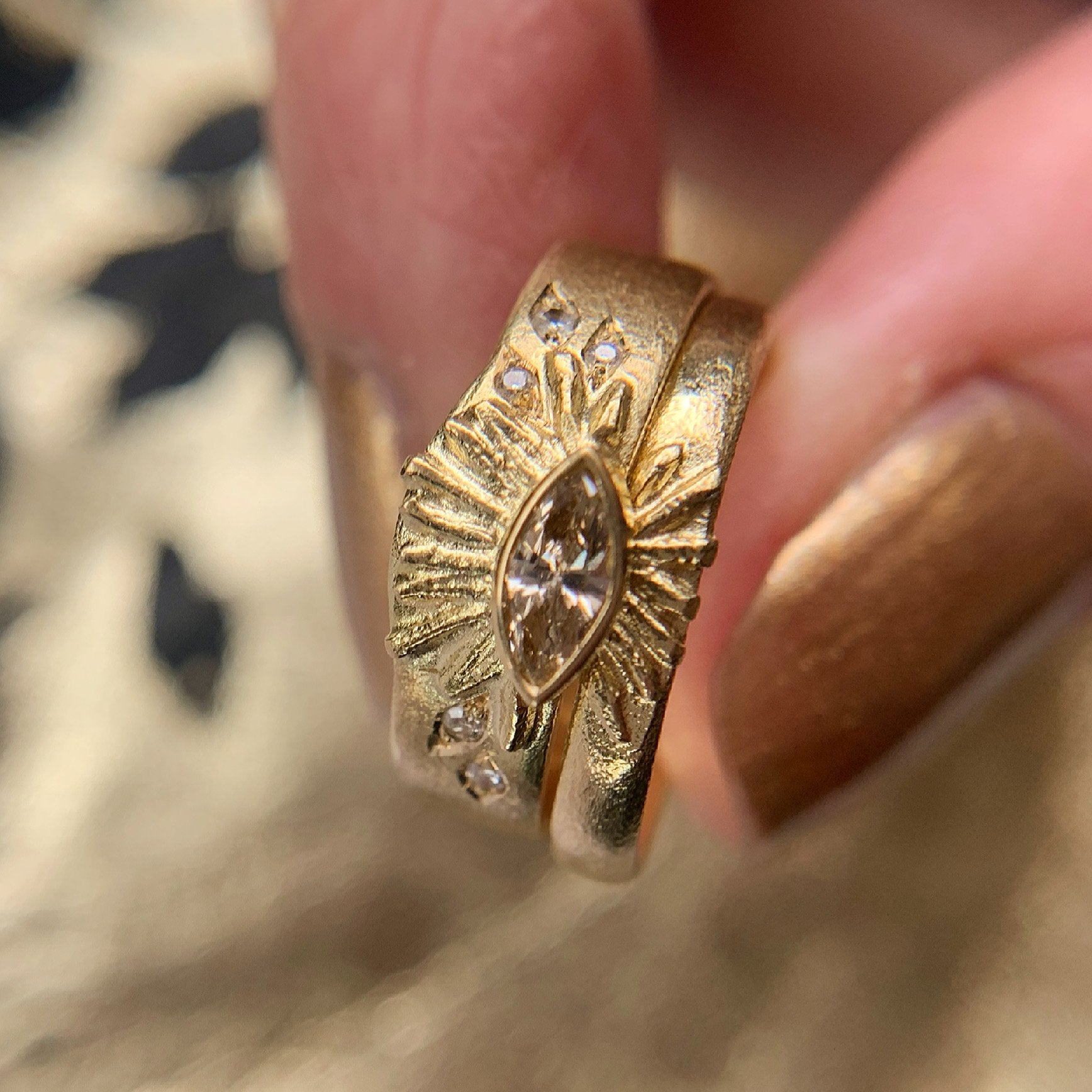 champagne-diamond-sunray-ring