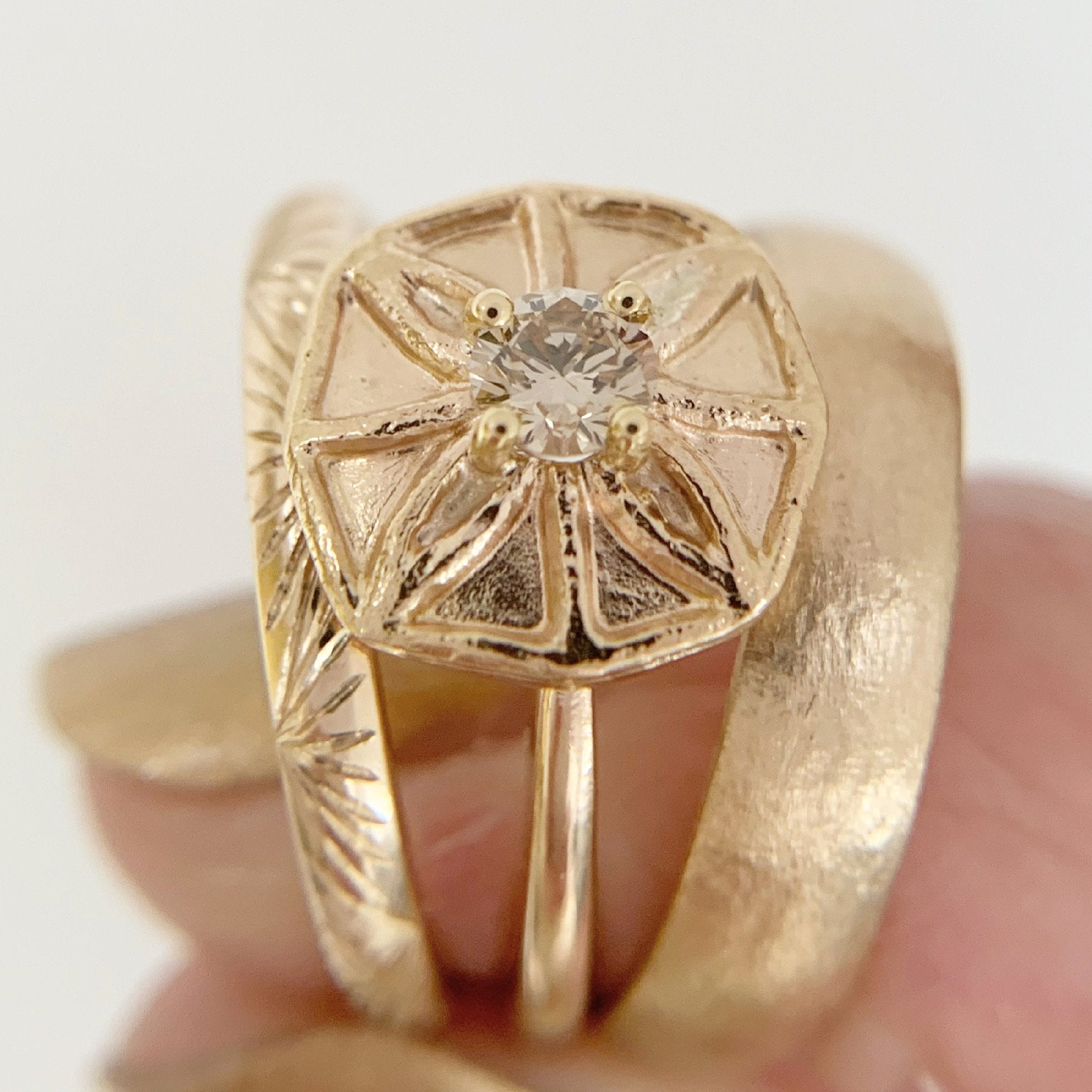 engraved-band-ring