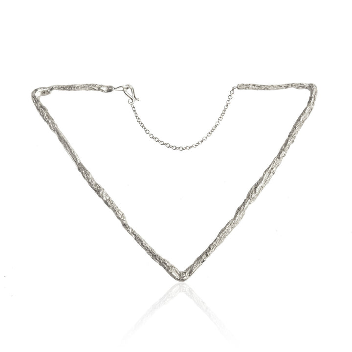 delta-triangular-bracelet-silver