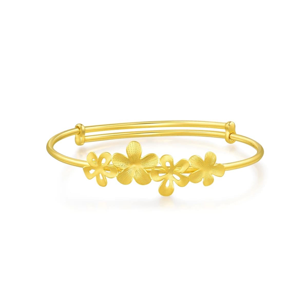 four-flower-bangle-in-24k-gold-chow-sang-sang