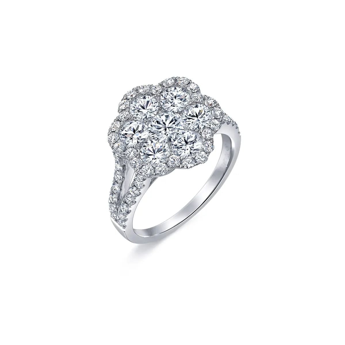 floral-diamond-ring-in-18k-white-gold-chow-sang-sang