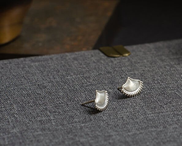 meni-stud-earrings