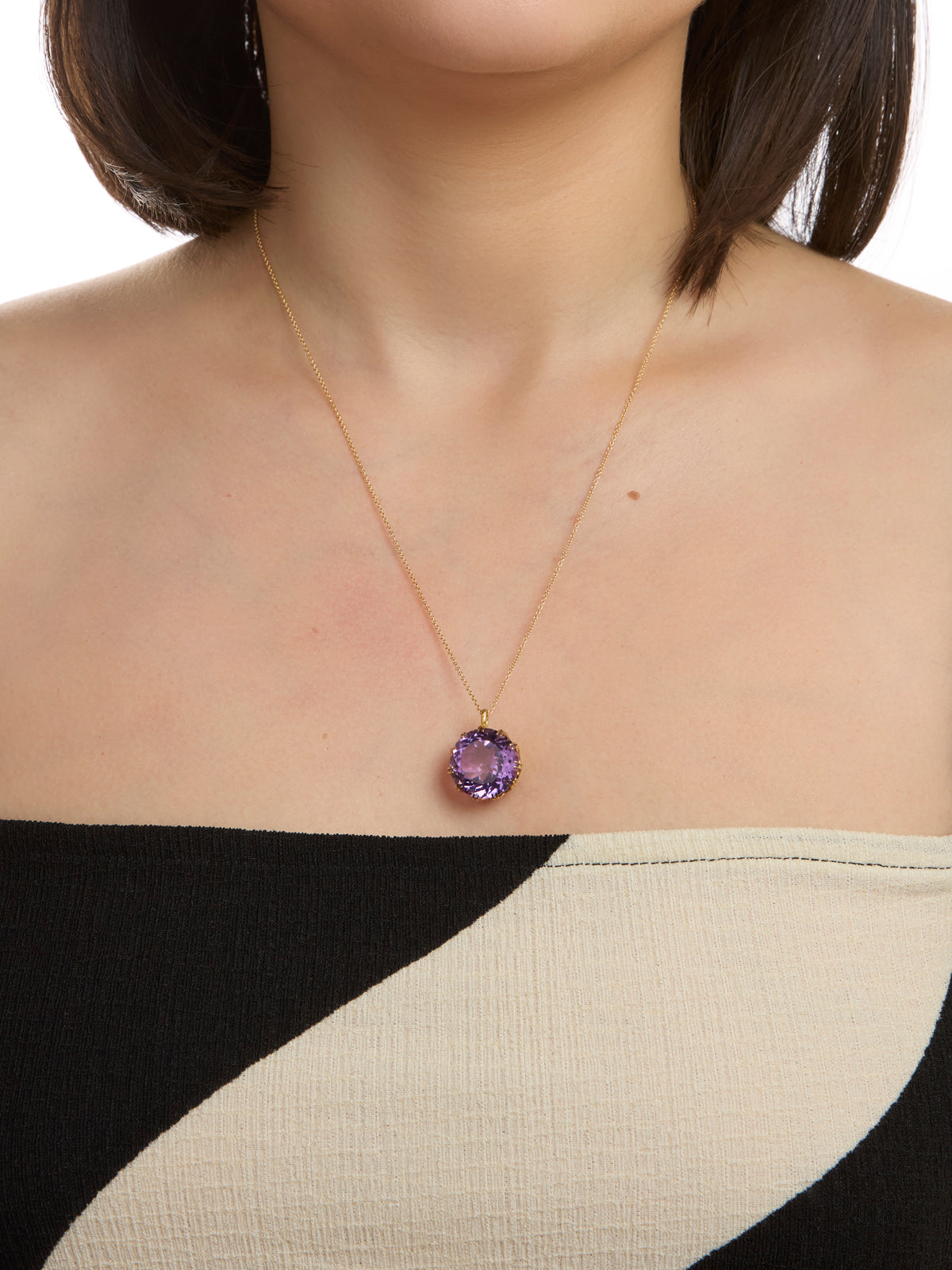 Medium Purple Amethyst Crown Yellow Gold Pendant Necklace