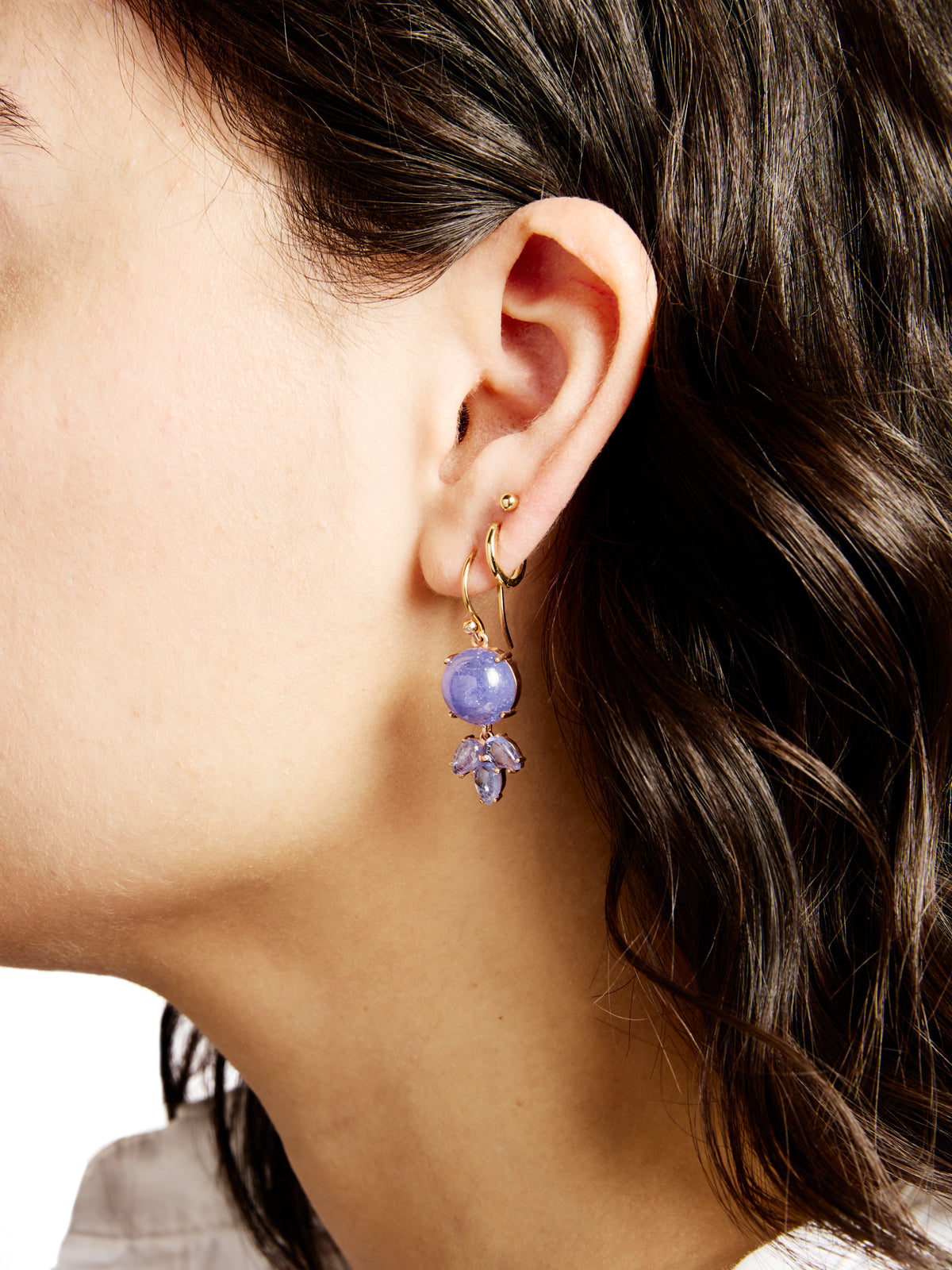 Classic Dew Drop Tanzanite Yellow Gold Earrings