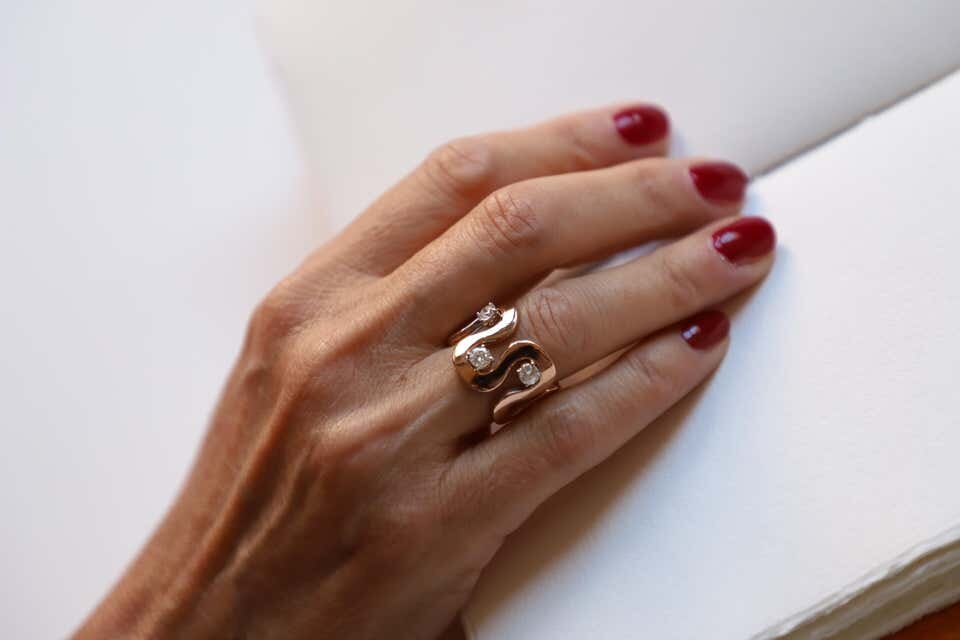 golden-wave-ring