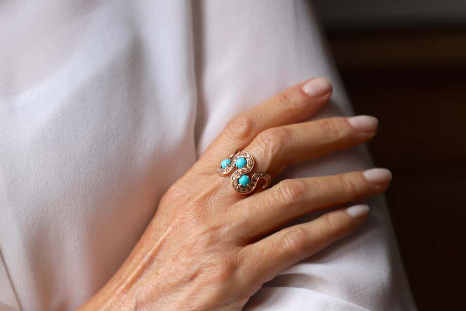 rose-gold-turquoise-wave-ring