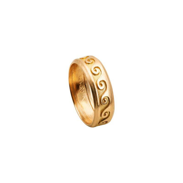 wave-ring-in-18k-yellow-gold