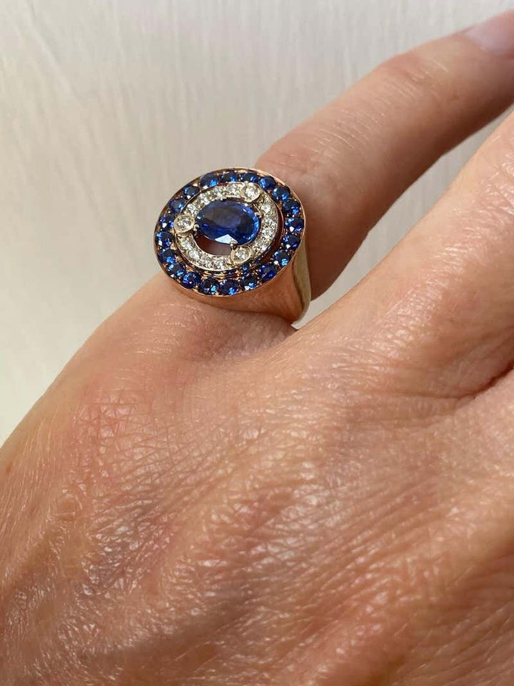 sapphire-and-diamond-blue-love-ring