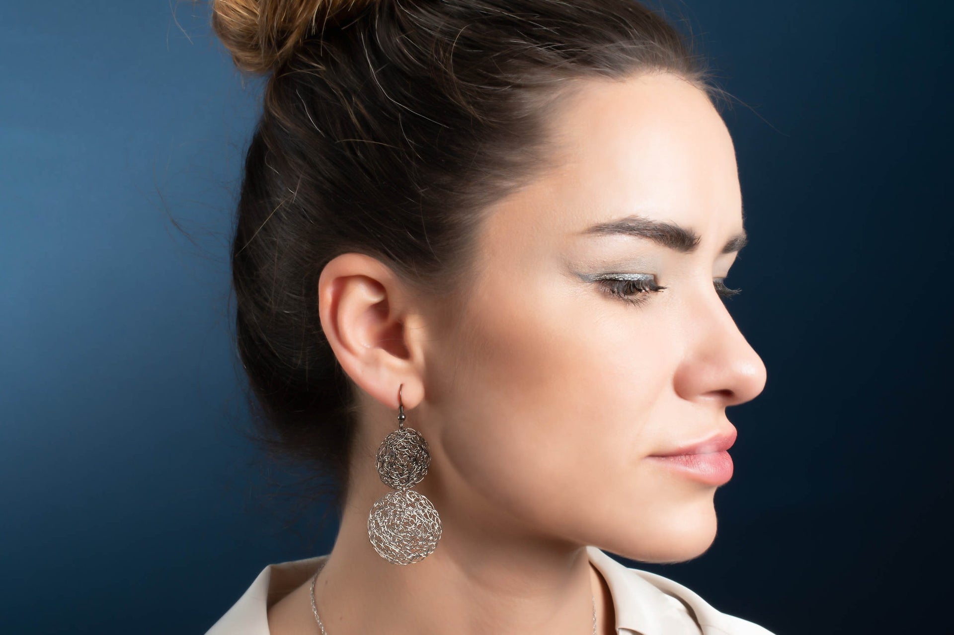 black-rhodium-and-platinum-disc-earrings