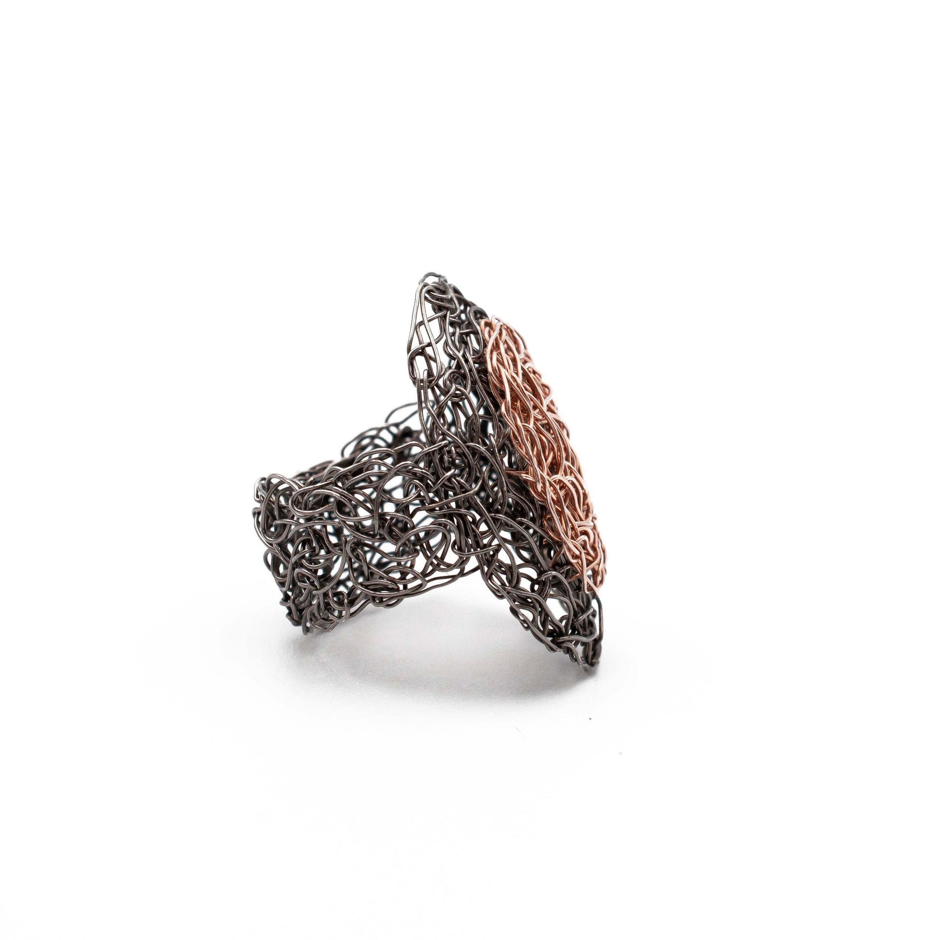 black-rhodium-and-rose-gold-oval-ring