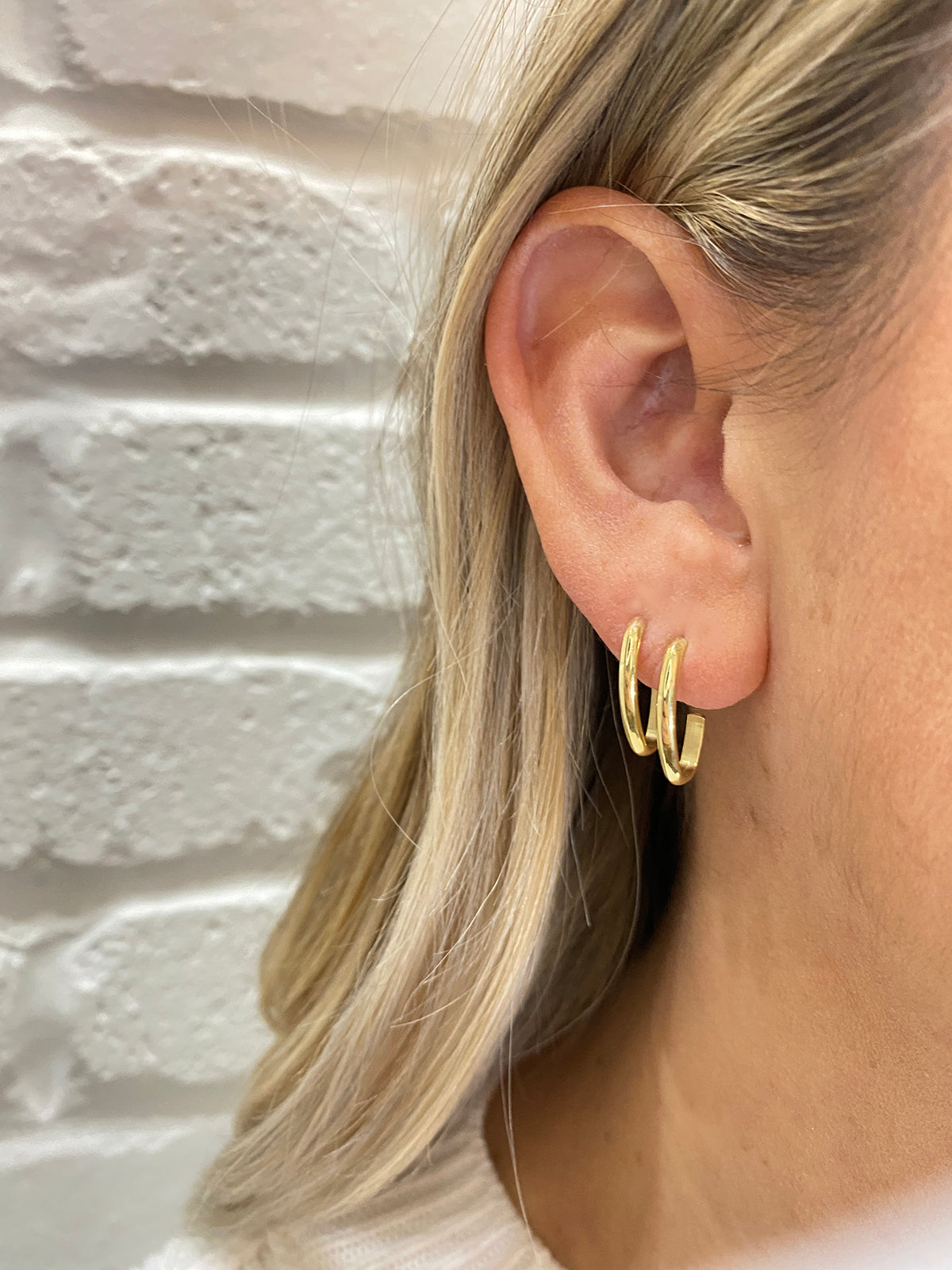 Large Edith Link Yellow Gold Stud Hoop Earrings