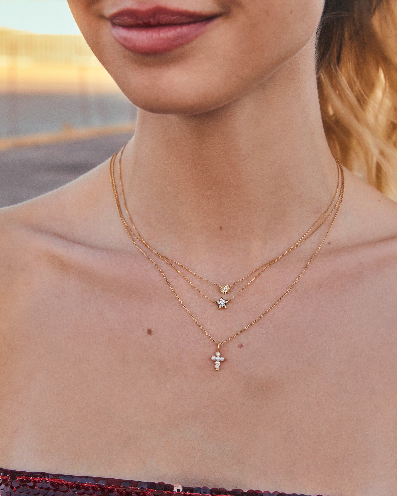 tiny-star-14k-yellow-gold-pendant-necklace-in-white-diamond-swarovski