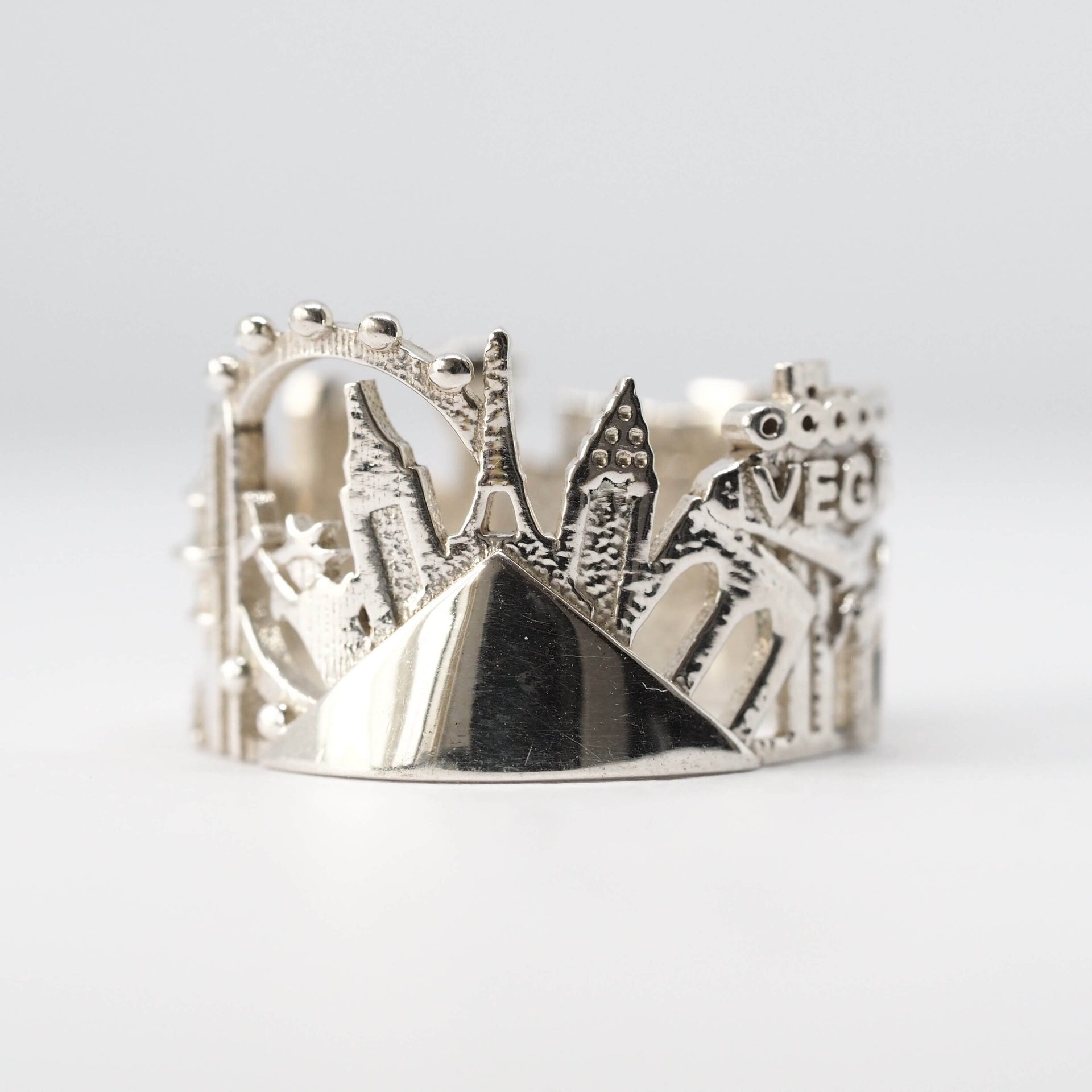 Las Vegas Cityscape Ring