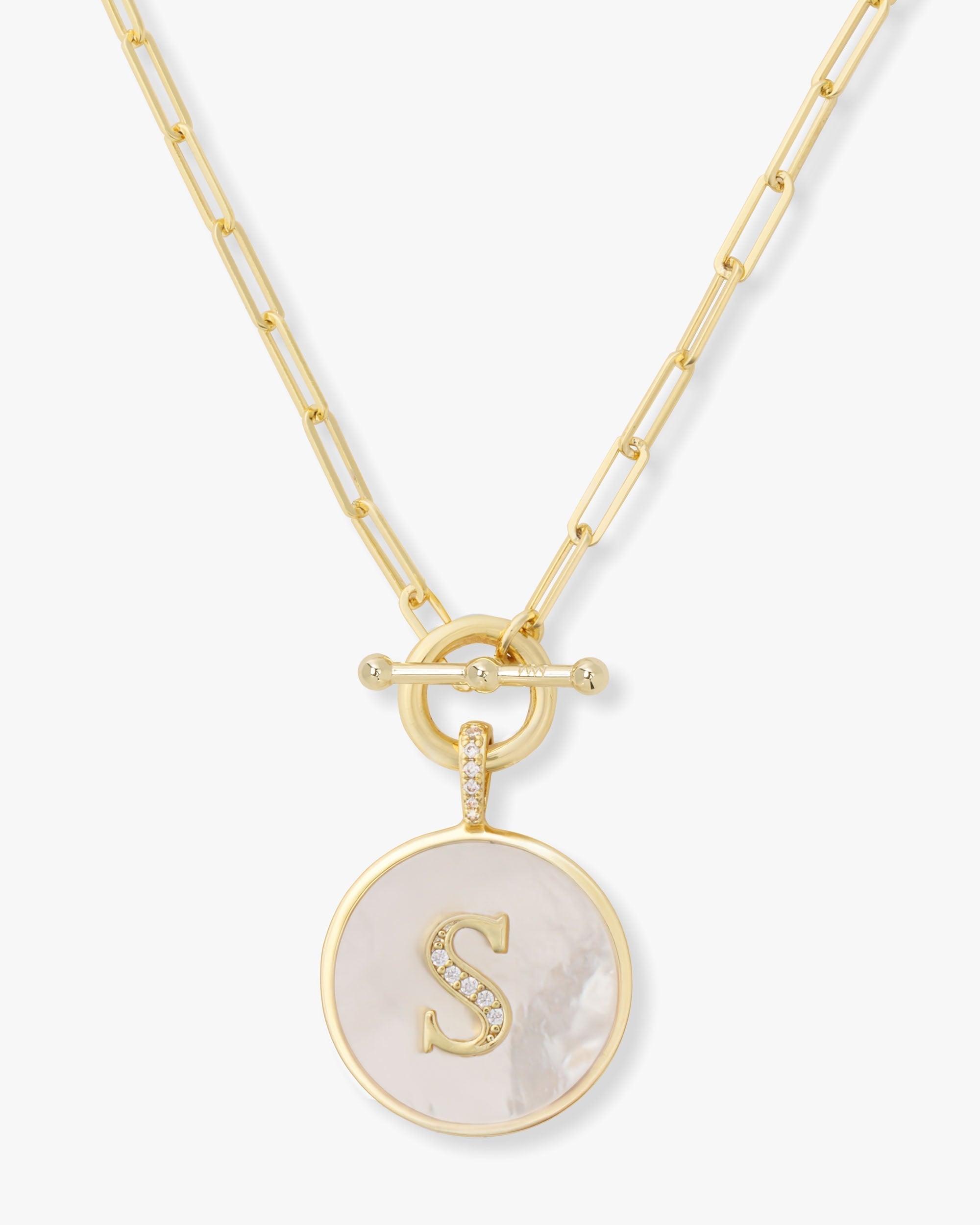 love-letters-medallion-necklace-in-gold