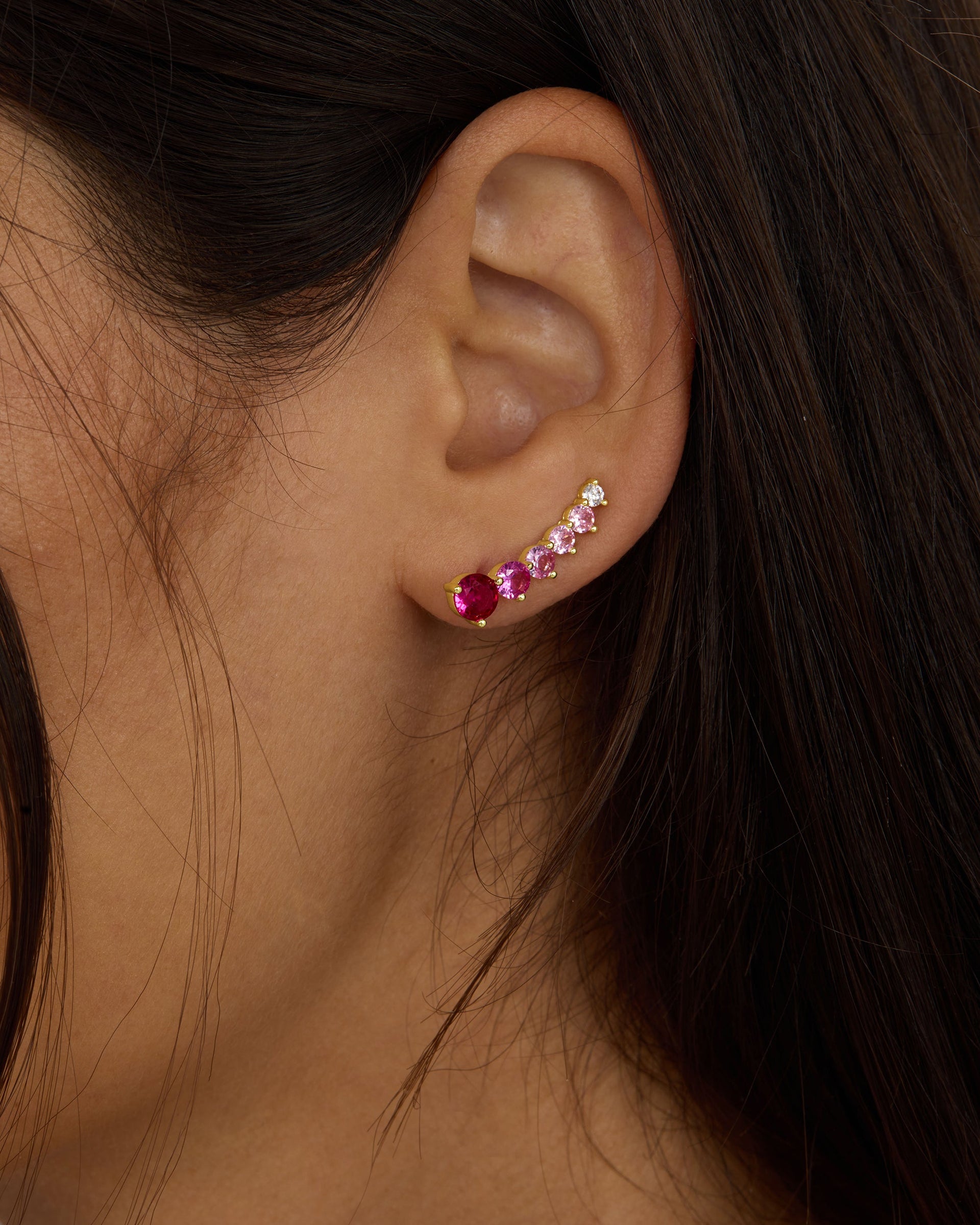 not-your-basic-ombre-ear-crawler-in-gold-and-pink-sapphire-ombre