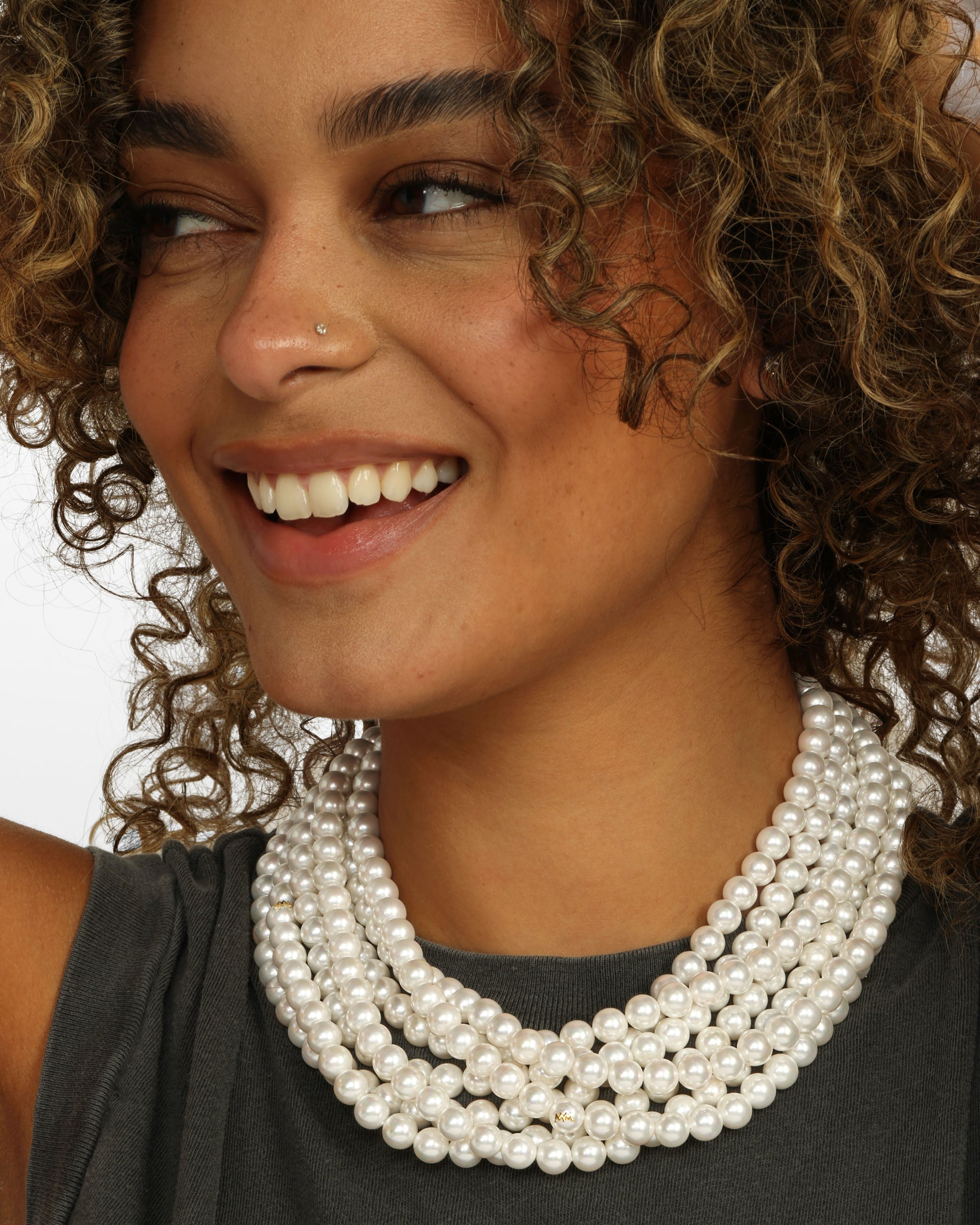 the-perfect-pearl-collar-necklace-in-silver