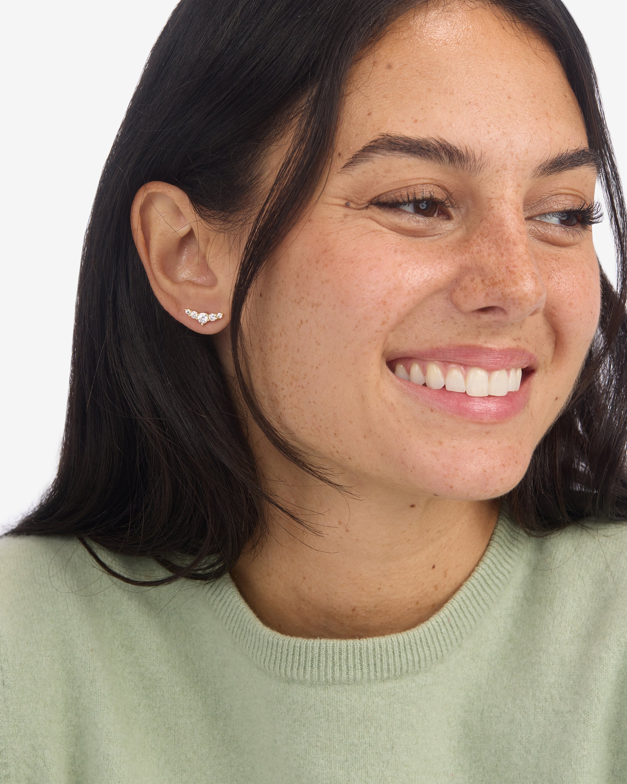 radiant-studs-in-gold-and-white-diamondettes