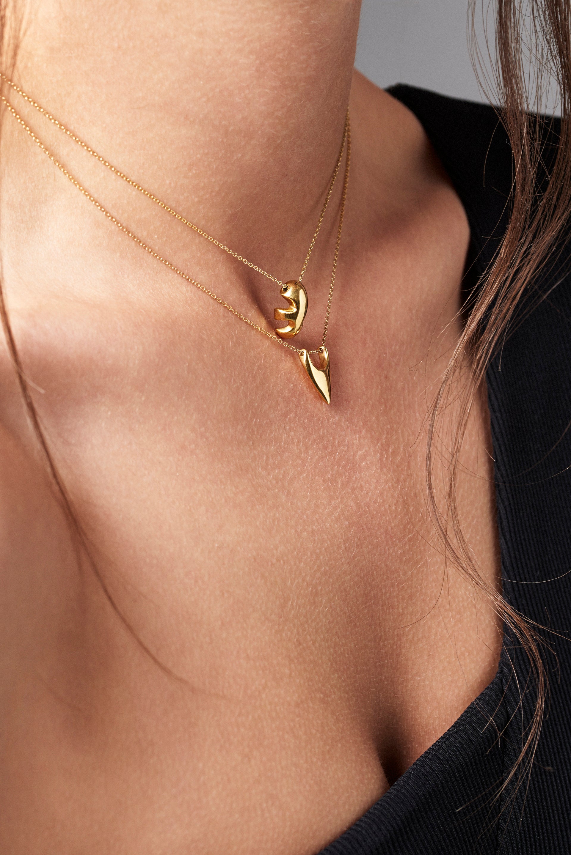 arrow-necklace-gold