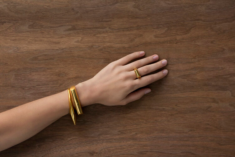 wind-cuff-bracelet-gold