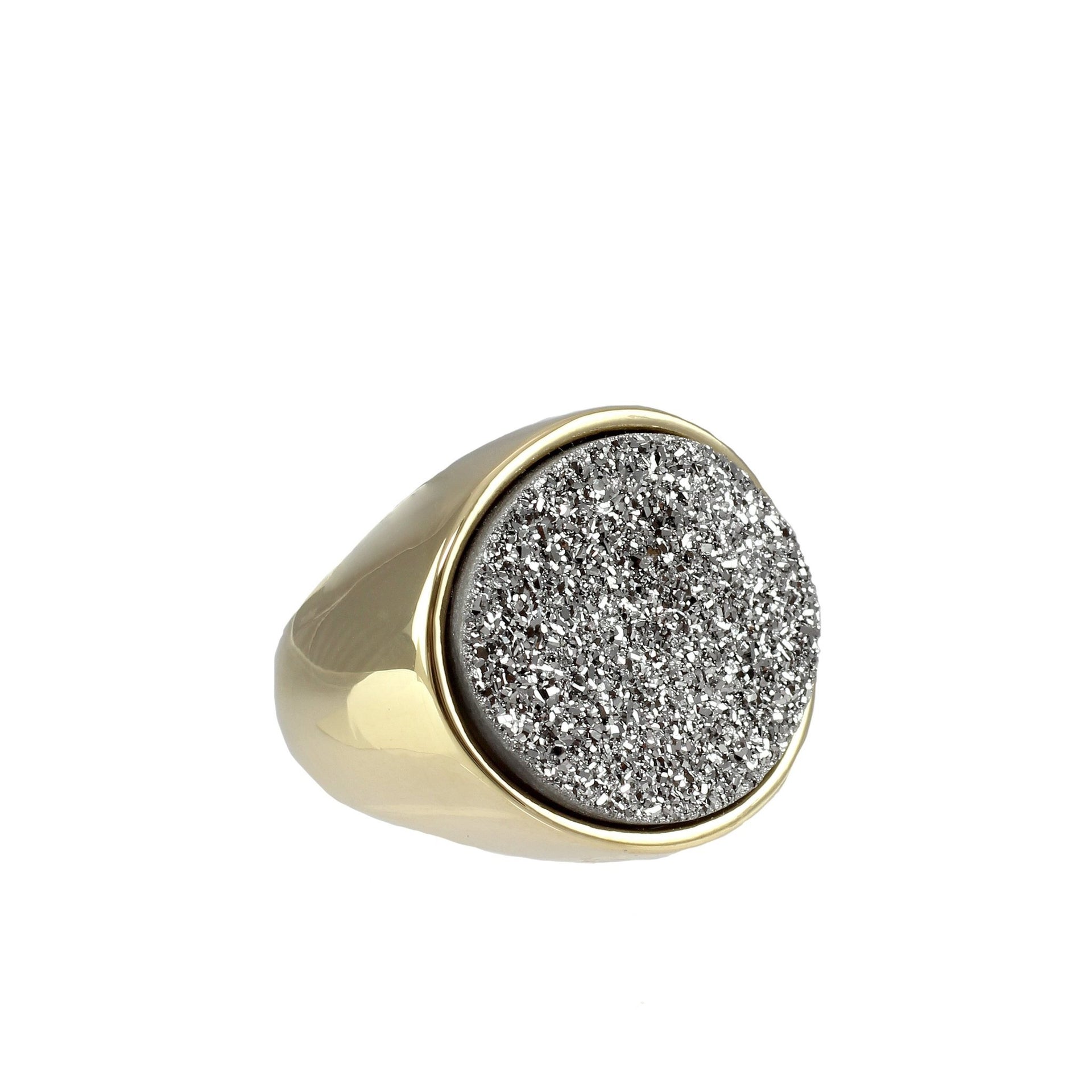 anara-oval-cocktail-ring