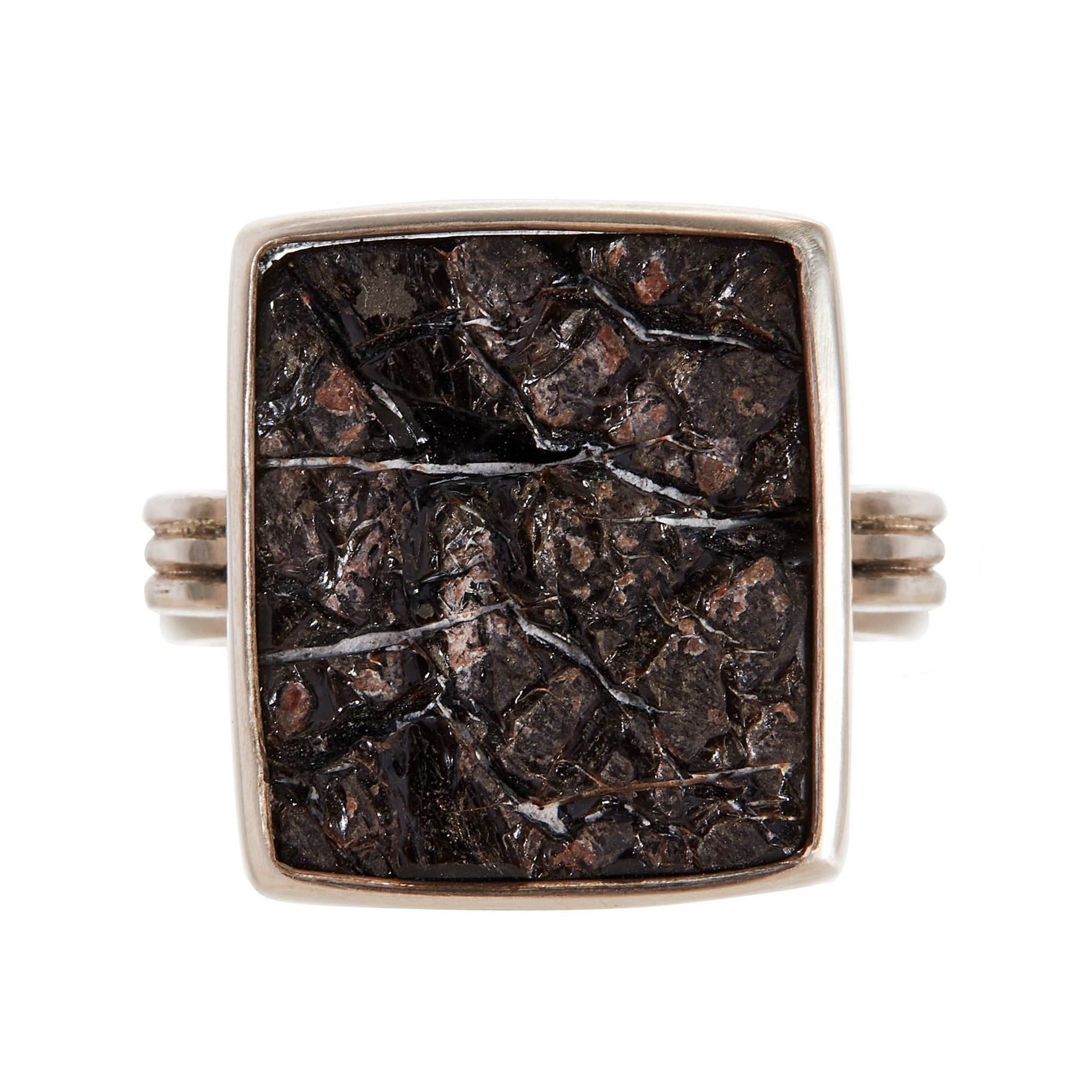 natural-surface-obsidian-ring