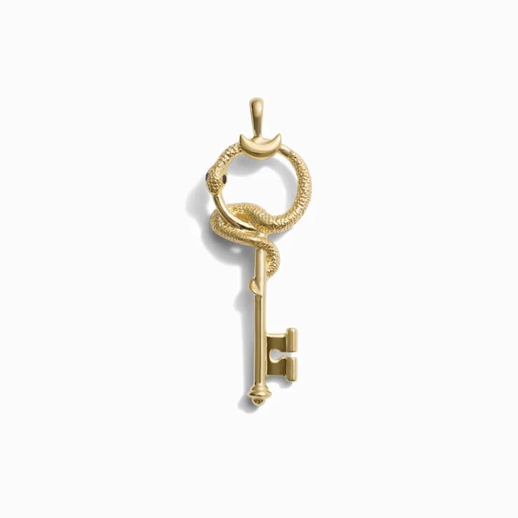 the-gate-of-hades-key-amulet