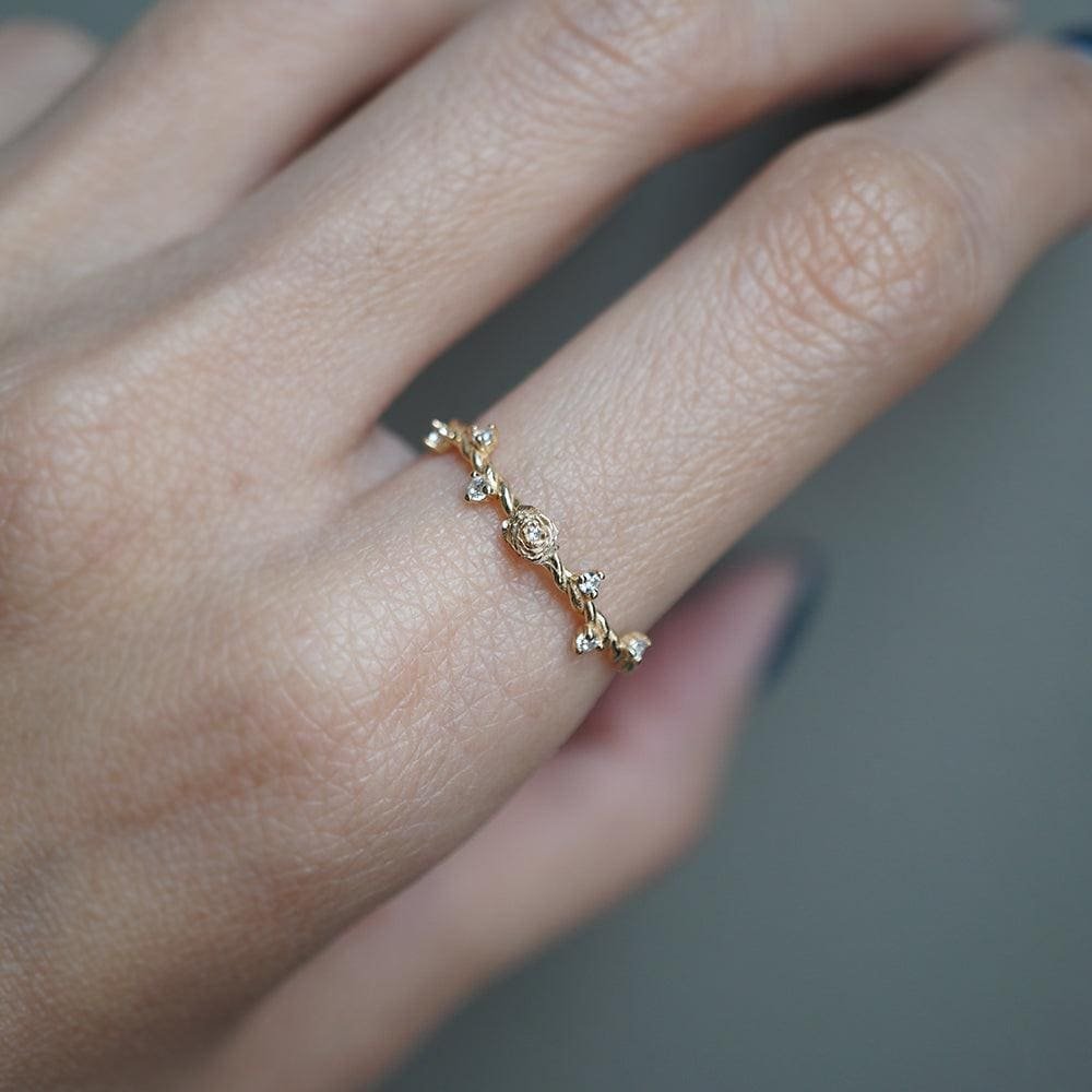 mini-rose-twisted-ring