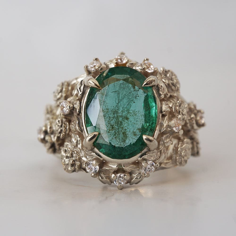 emerald-tulip-diamond-ring