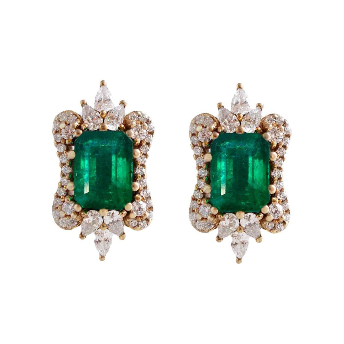 eleanor-emerald-diamond-earrings