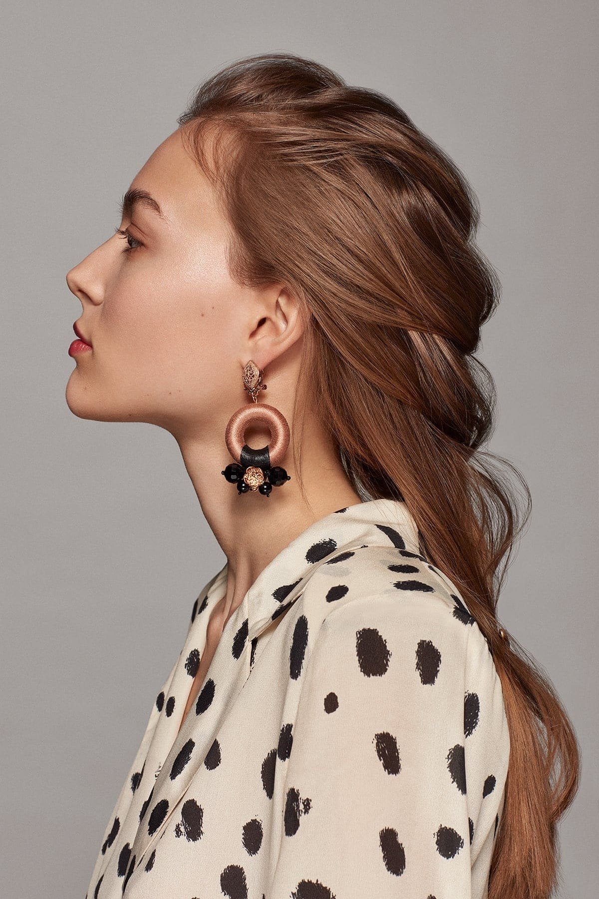 daphne-earrings-in-sandbank