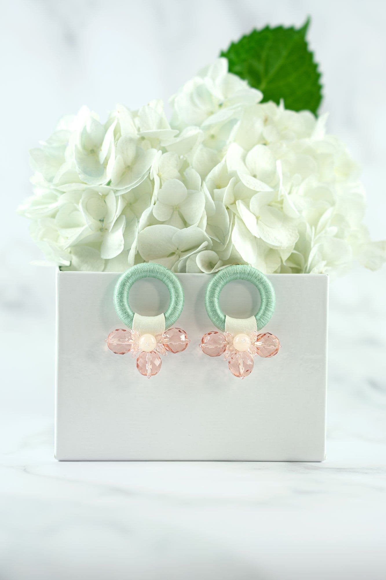 saul-earrings-in-rosebud-mint