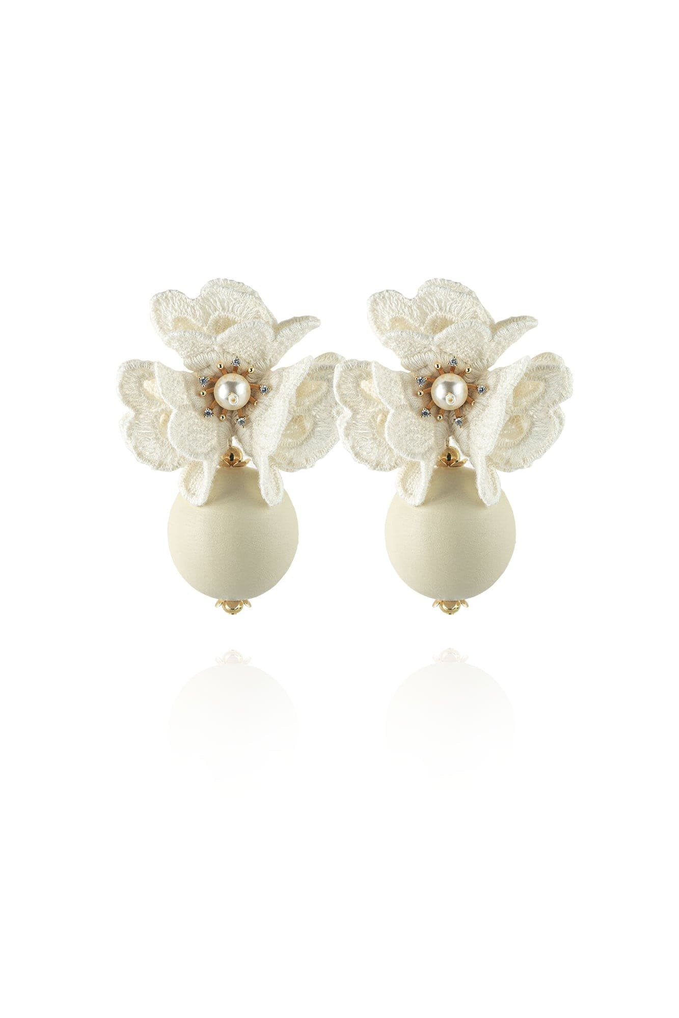 isabella-earrings-in-chiffon-shell