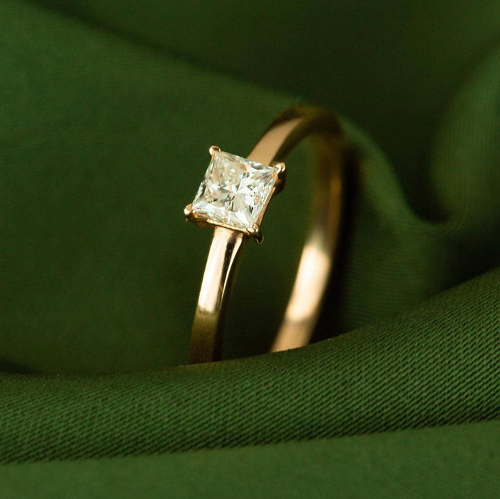 large-diamond-solitaire-ring-aurate