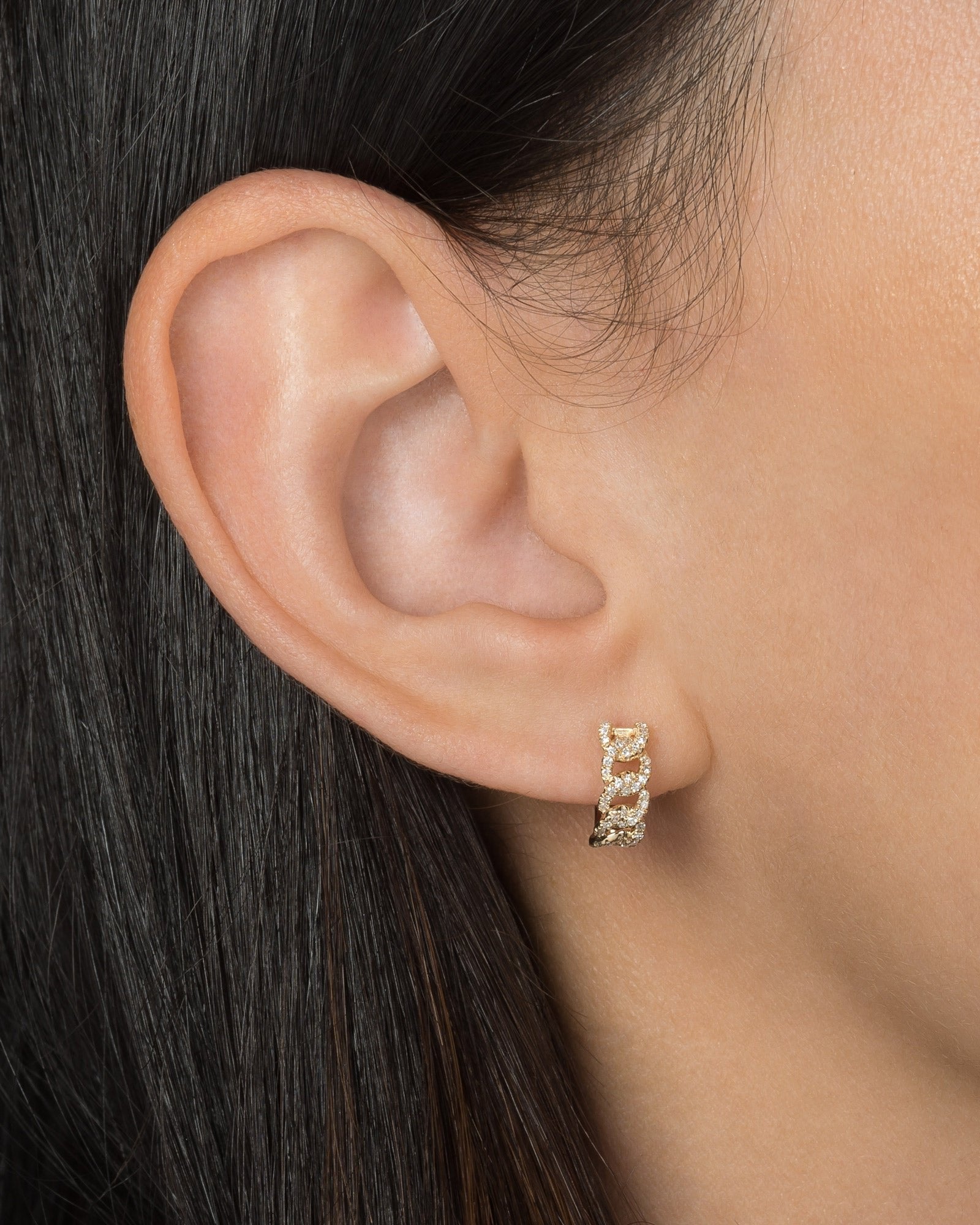 diamond-cuban-link-huggie-earrings