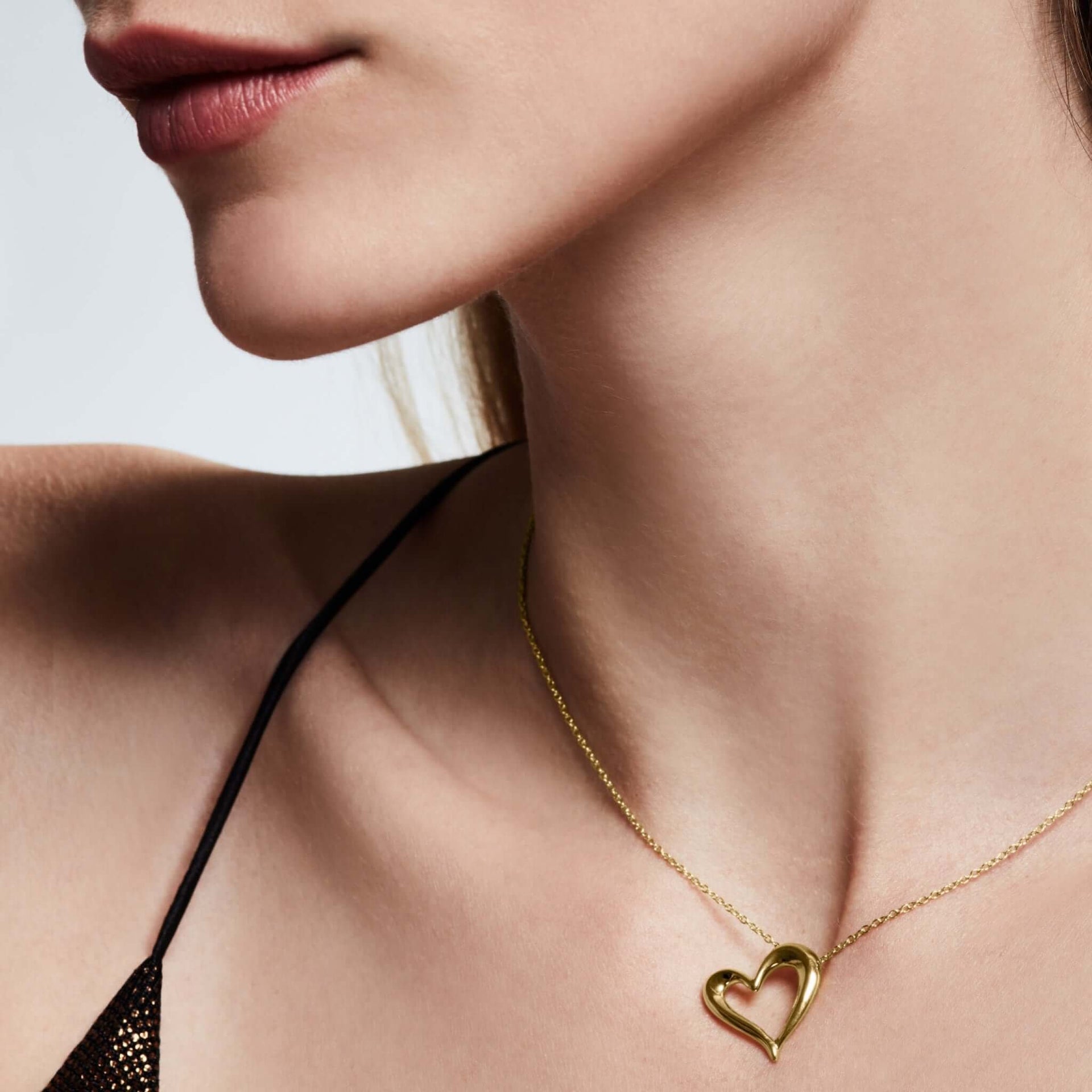 eros-open-heart-necklace