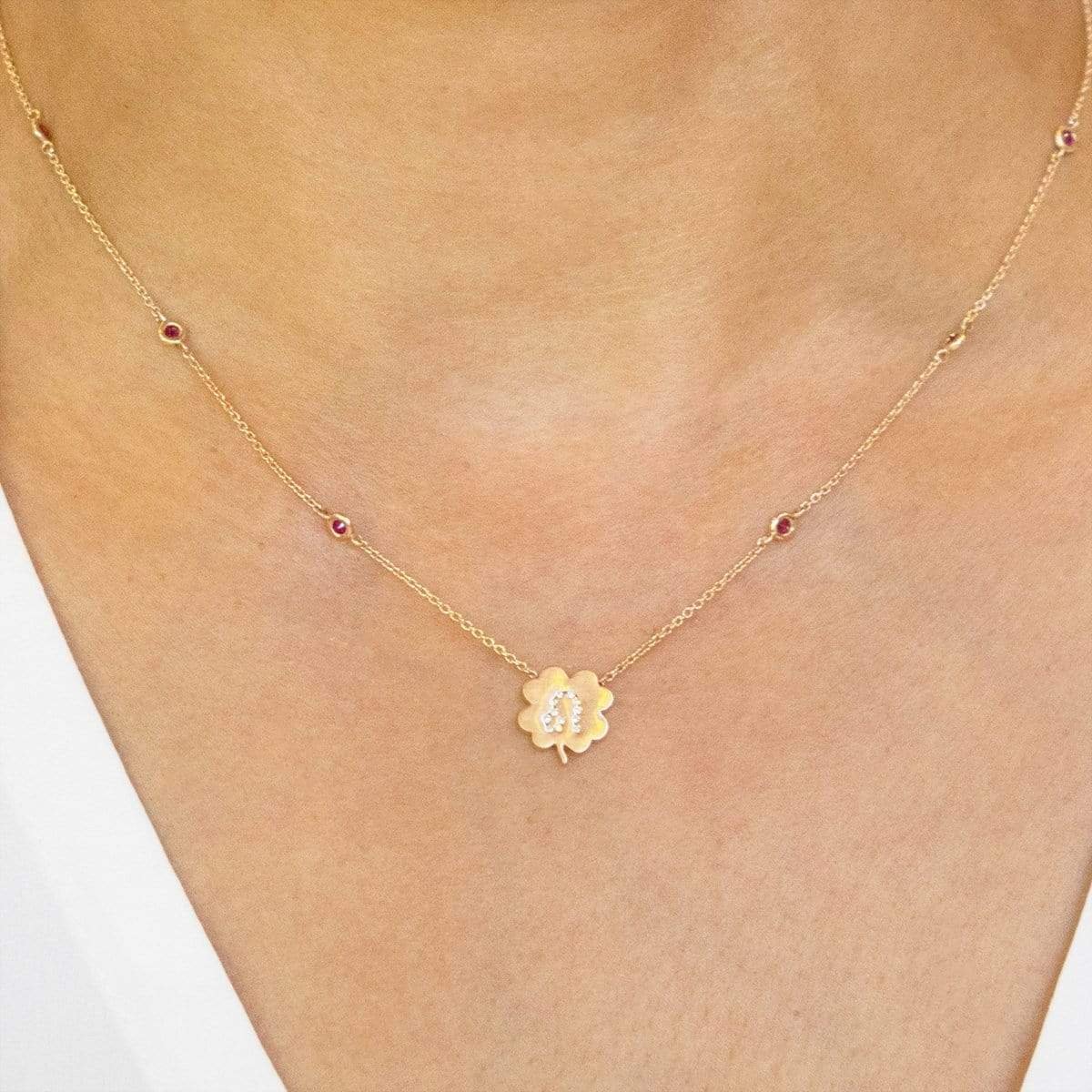 lucky-diamond-leo-zodiac-necklace