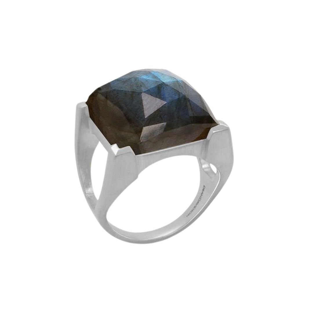 plaza-labradorite-silver-ring